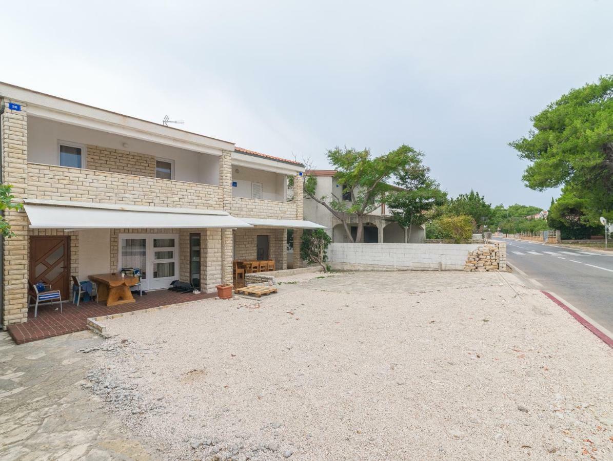 Apartments Domi Vir Exterior foto