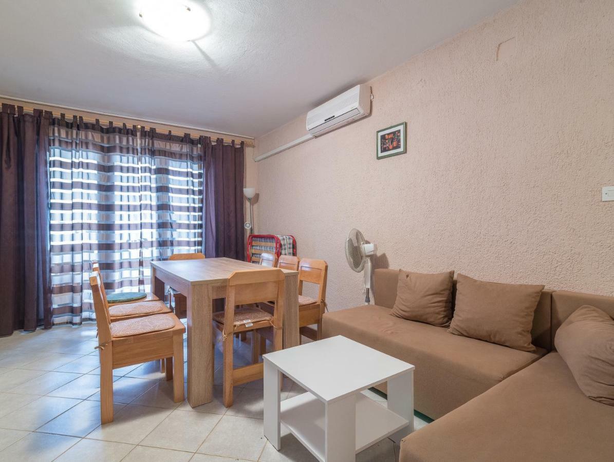 Apartments Domi Vir Exterior foto